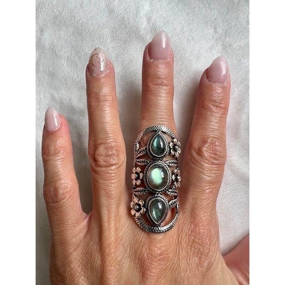 925 Flower Child Flash Labradorite Ring 6 - Picture 5 of 9